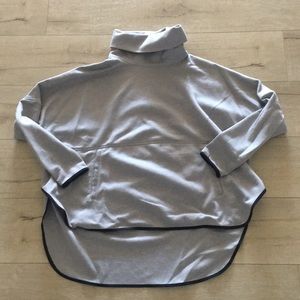 Gray north face turtleneck
